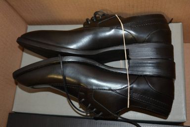 HE Department Store Shelf-Pull Men’s Branded Shoe Lots