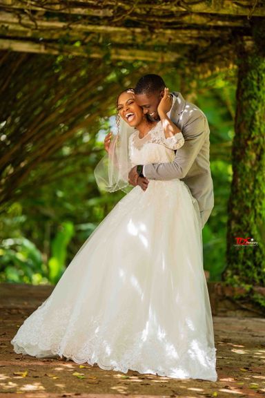 (2 Hours) Ceremony & Photoshoot Only