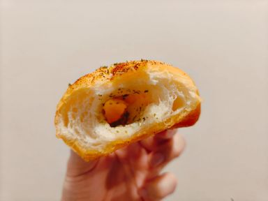 salt bun (소금빵)