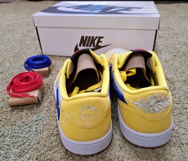 Jordan 1 Low OG x Travis Scott 'Canary' 10US M/11.5US W