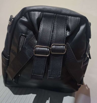 Mamy' s leather Backpack.