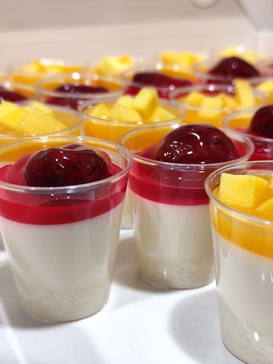 25 Mini Cup Pana Cotta (Pre Order)