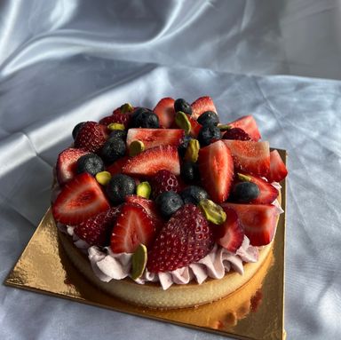 Pistachio Berry Tart