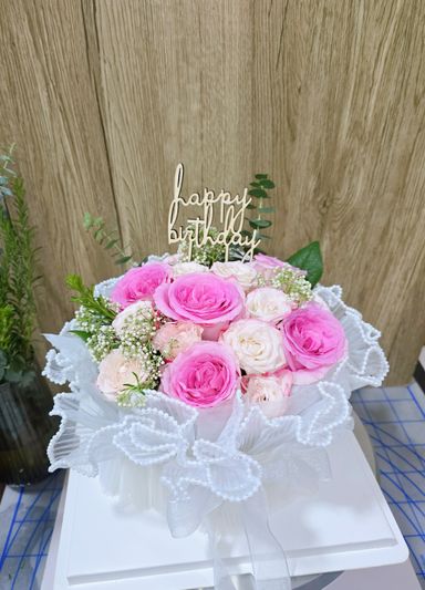 Fresh flower cake