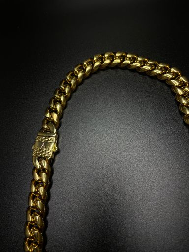 CUBAN LINK CHAIN