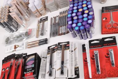 Revlon Assorted New Overstock Cosmetic & Accessory Lots - 250 units