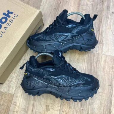 Reebok vibram 