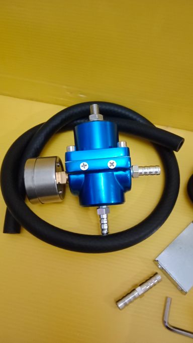 adjustable fuel presure regulator 0-140psi barang baru