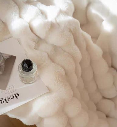 White Fur Blanket with sherpa fur 