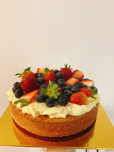 Berries and cream Cake