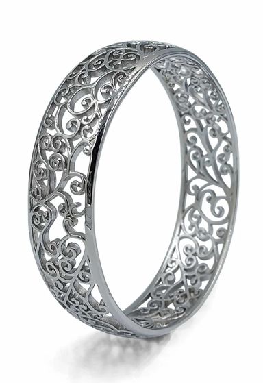 Filigree cutout solid bangle