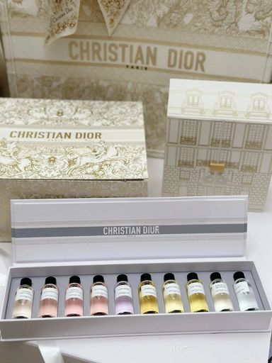 Christians Dior Gift Set La Collection Privee 10x7.5ml Perfume