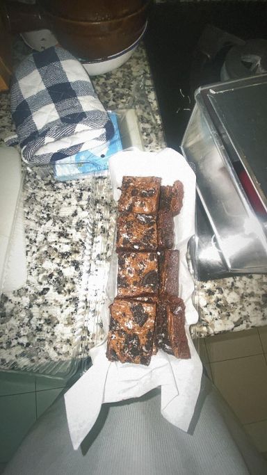 Brownies (8 pieces)