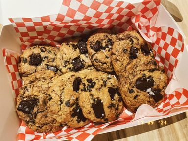 Vegan chocolate chip cookies