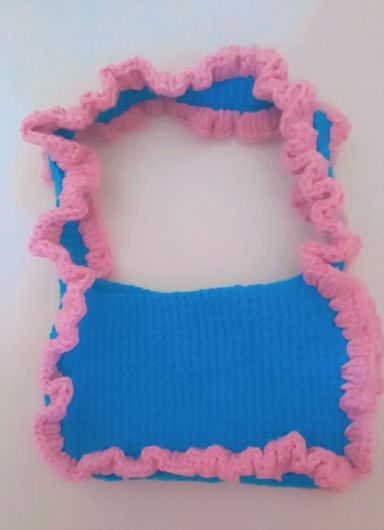 Ruffle Crochet handbag