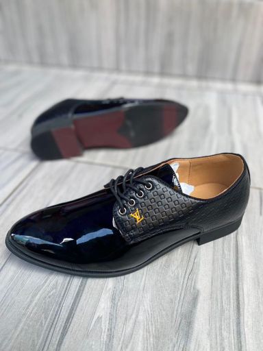 Louis Vuitton men classic shoe