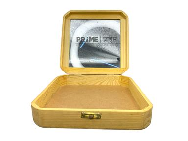 Brown Square Pinewood Box With transparent Lid