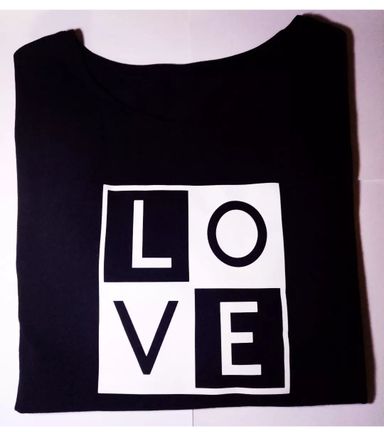 Love t shirt