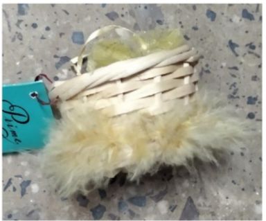 Small Bamboo Feather Basket Design 1