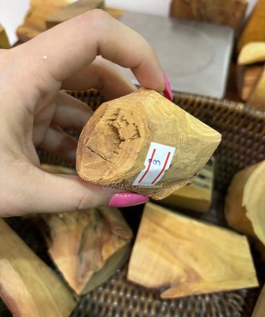Shwe Sandalwood_ဩစတေးလျ တောင်နံကတိုး