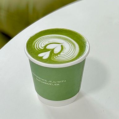 Hot Premium Matcha Latte