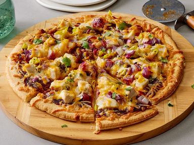 Chicken Pizza (Cheese, Chicken and Mixed Vegetables)