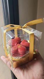 Average Size Macaron 