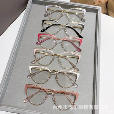 Photochromic Glasses