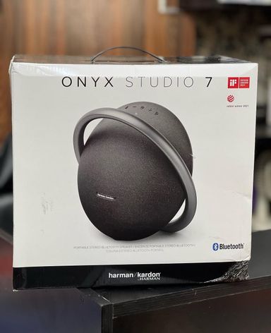 HARMAN KARDON ONYX STUDIO 7