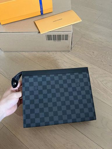 LV Clutch