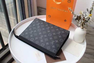 LV Clutch 