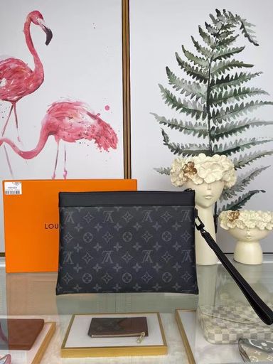 LV Clutch