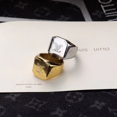 Louis Vuitton Ring