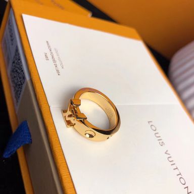 Louis Vuitton Ring 