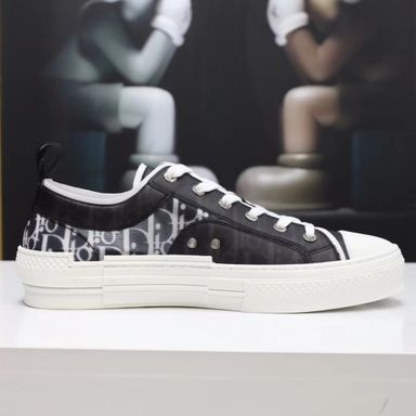 Dior Sneaker