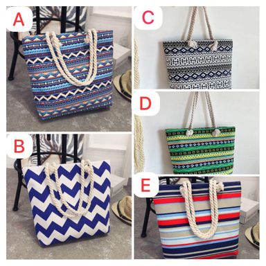 *Simple print versatile (tote) handbags 