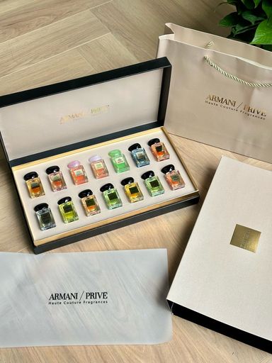 Giorgio Armani Prive Mini Perfume 14x7.5 Travel Gift Set