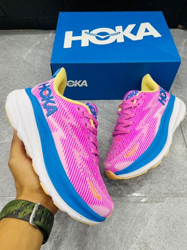 HOKA CLINFON 9