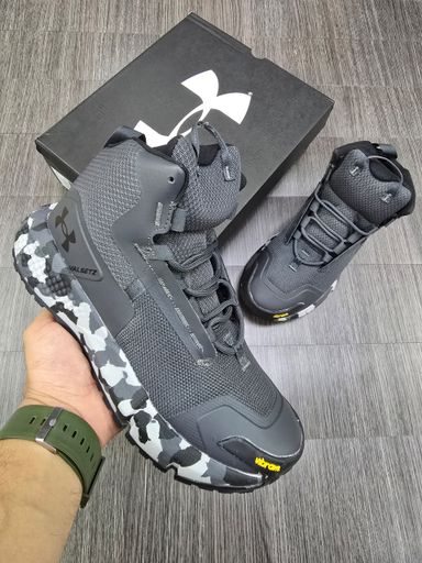 UNDER ARMOUR BOT 2