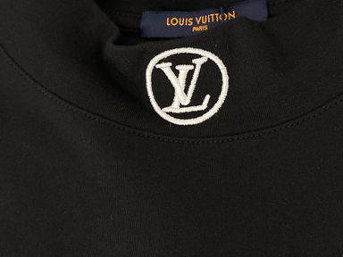 LV Tee 