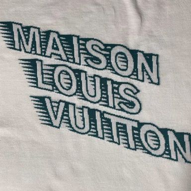 LV Tee 