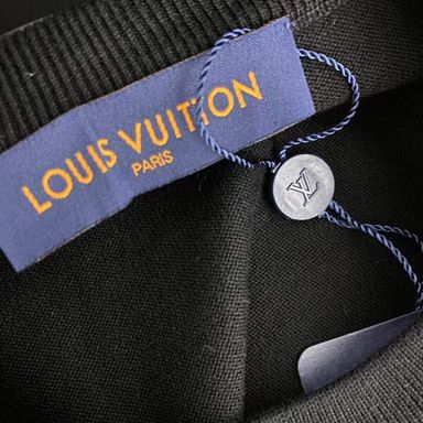 LV Tee 