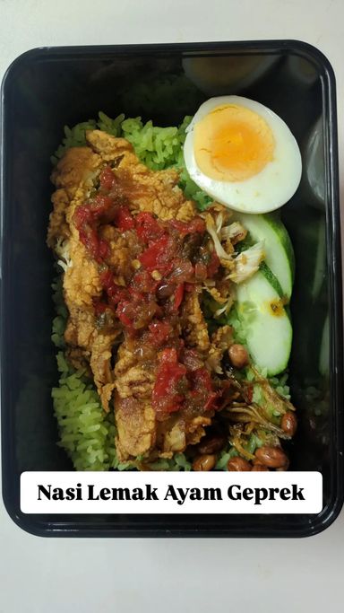 Nasi Lemak Pandan Ayam