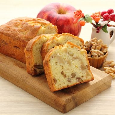 Apple Cake - Parve