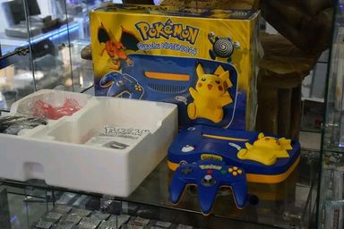 Pack Nintendo 64 Pokémon Pikachu + 03 Jeux 64 