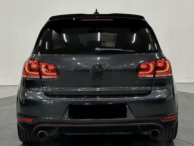 VOLKSWAGEN GOLF GTI 2011