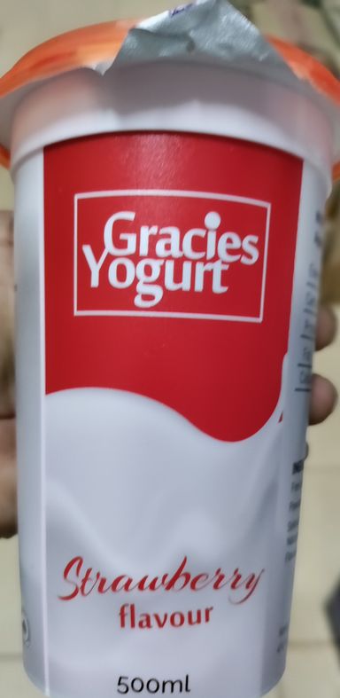 GRACIAS YOGURT STRAWBERRY 500ML