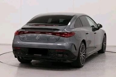 Mercedes-Benz EQE 43 4MATIC 2023