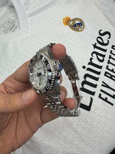 Seiko Mod Homenaje a Real Madrid 40mm GMT Automático 