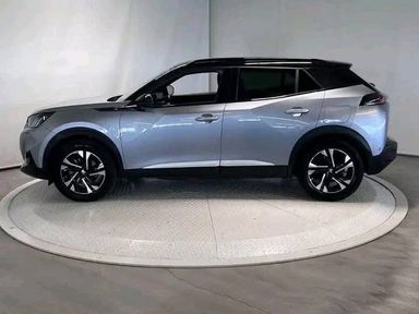 Peugeot 2008  / 2021 